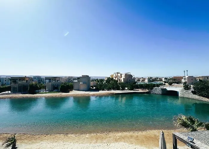 Villa Luminous 4br Villa, Free Pool & Lagoon Access At Gouna
