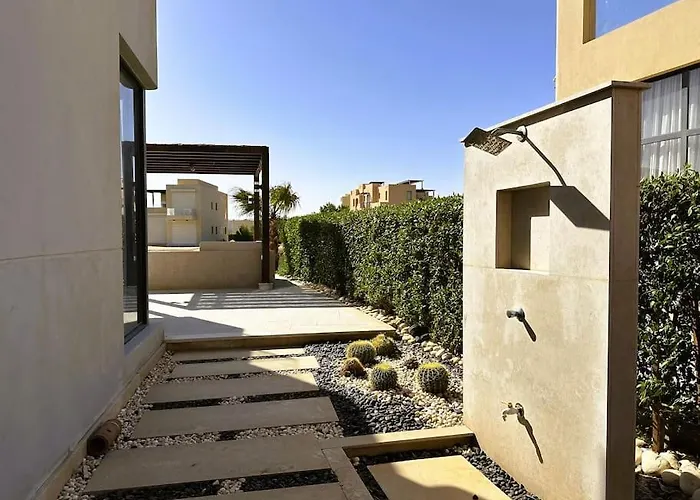 Villa Luminous 4br Villa, Free Pool & Lagoon Access At Gouna Hurgada