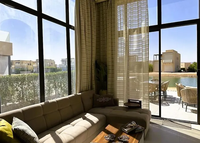Luminous 4br Villa, Free Pool & Lagoon Access At Gouna Villa Hurgada